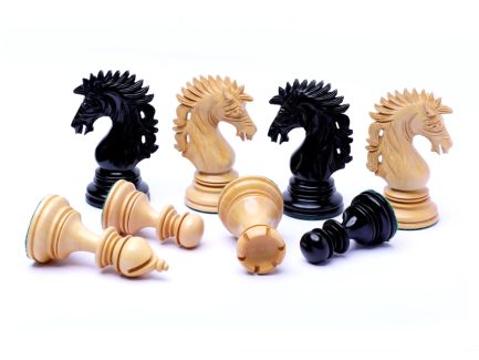 capranica luxury chess pieces – ics0815